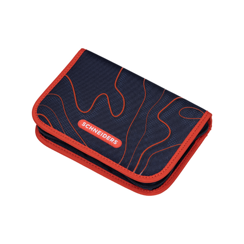 Schwarz/Rote Jungenschultasche „Ninja Revenge“ von Schneiders, Modell Ergolite, mit ergonomischem Design, gepolsterten Trägern und mehreren Fächern für optimale Organisation.