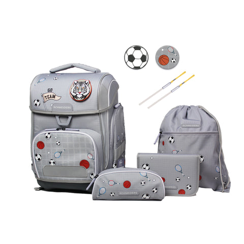 Graue Jungenschultasche „Sport Star“ von Schneiders, Modell Ergolite, mit ergonomischem Design, gepolsterten Trägern und mehreren Fächern für optimale Organisation.