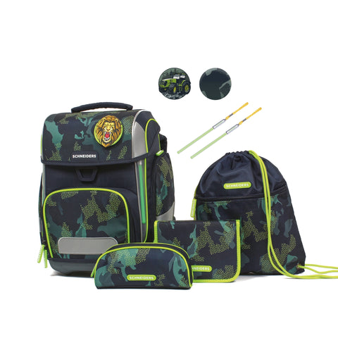 Grüne Jungenschultasche „Camo Rush“ von Schneiders, Modell Ergolite, mit ergonomischem Design, gepolsterten Trägern und mehreren Fächern für optimale Organisation.