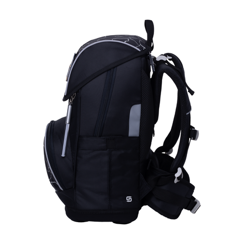 Raffiniert designierte Jungenschultasche Ergoplus „Dark Hunter“ von Schneiders, Modell Ergolite, mit ergonomischem Design, gepolsterten Trägern und mehreren Fächern für optimale Organisation.